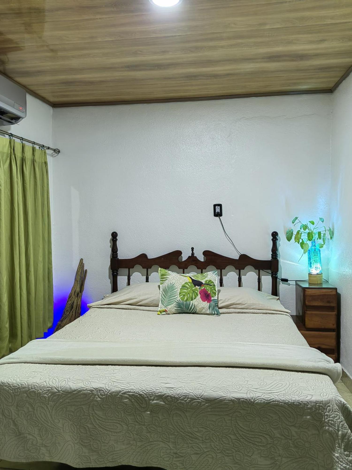 Ferienwohnung Casa Victoria Puntarenas Exterior foto